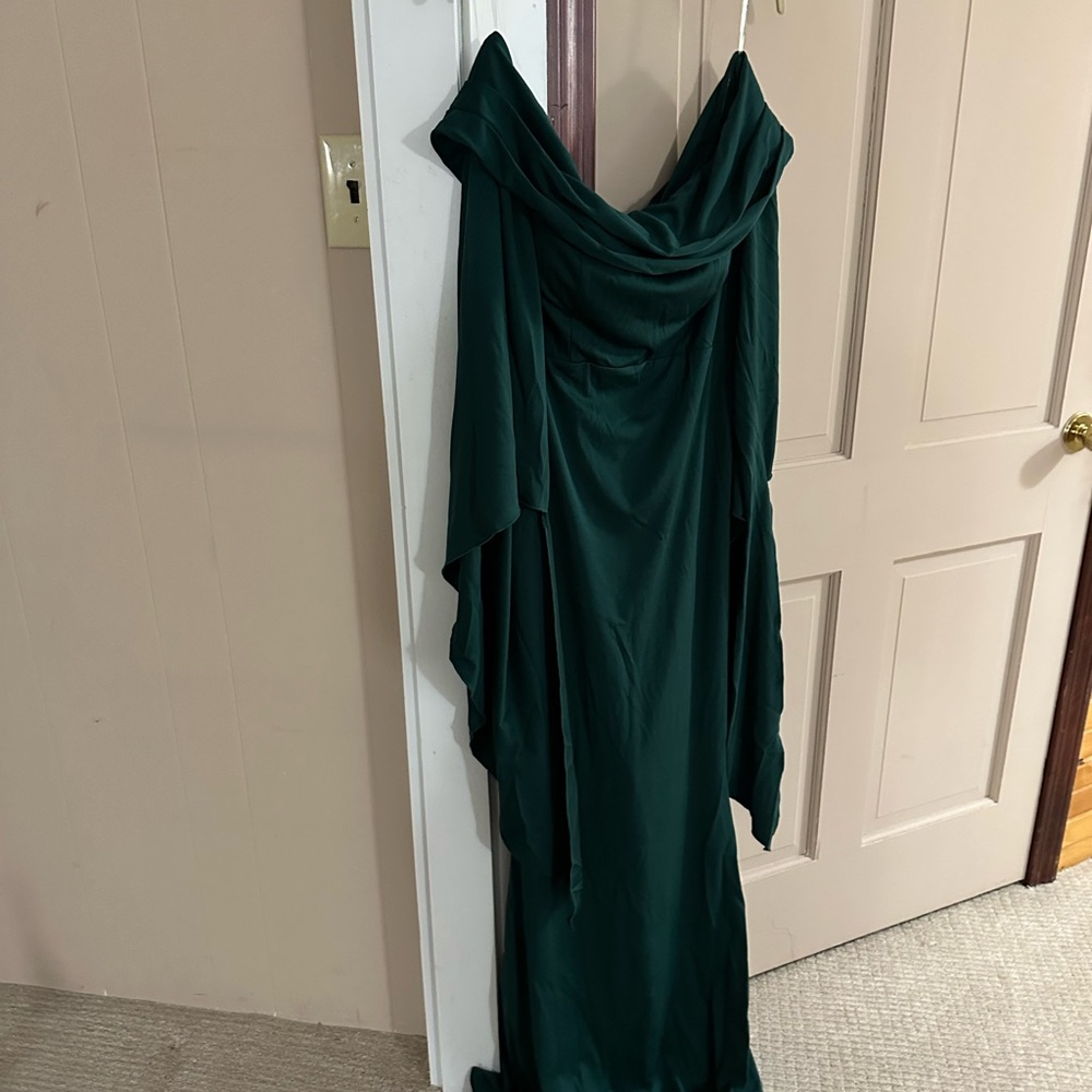 Elegant Strapless Green Evening Dress